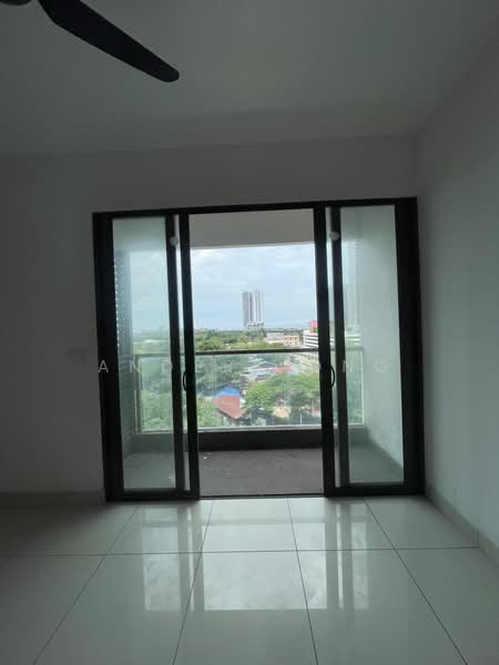Woodsbury Suites untuk Untuk Dijual - RM 420,000, Mac 2026 - Balcony - PropertyGuru.com.my