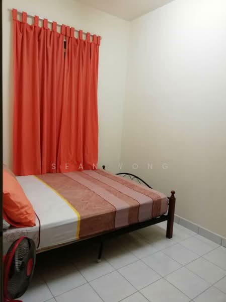 Apartment for Sale at 162 Residency - Sean Yong - Bedroom - PropertyGuru.com.my