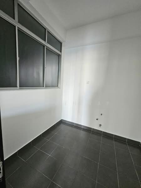 Glomac Centro Service Apartment untuk Untuk Dijual - RM 600,000, Mac 2026 - Interior - PropertyGuru.com.my