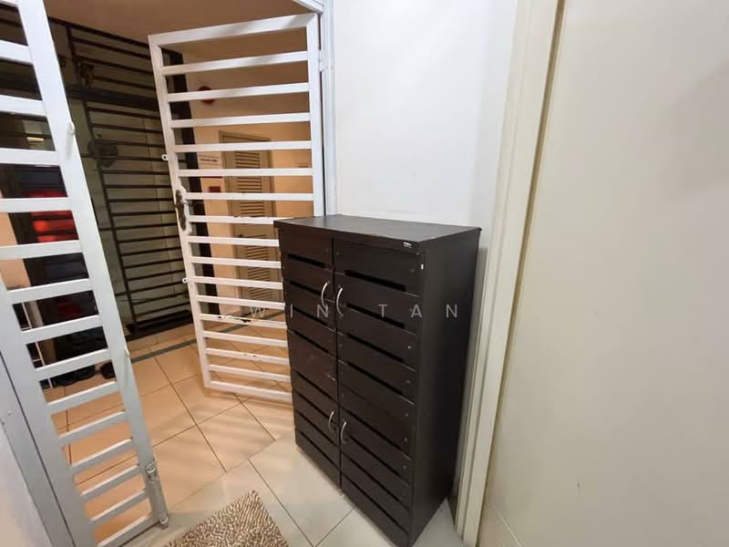 Apartment for Sale at Nusa Heights (Nusa Puncak) - Win Tan - Entrance - PropertyGuru.com.my