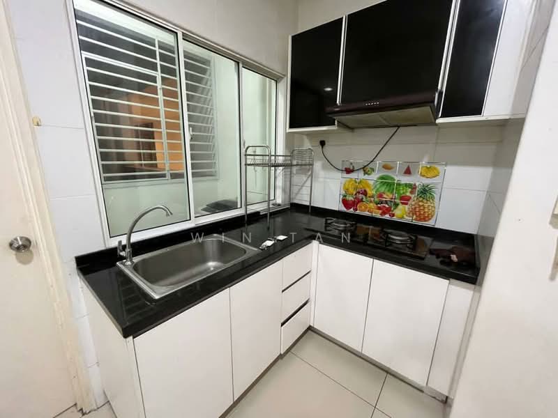 Apartment for Sale at Nusa Heights (Nusa Puncak) - Win Tan - Kitchen - PropertyGuru.com.my