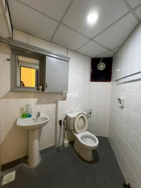 Marina Bay Condominium untuk Untuk Disewa - RM 1,900 /bulan, Mac 2026 - Bathroom - PropertyGuru.com.my