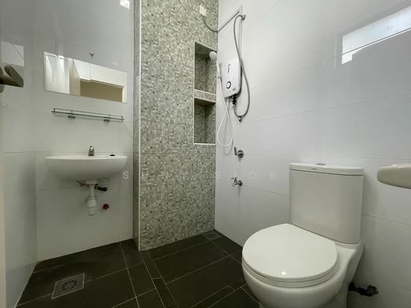 2-storey Terraced House for Rent in Bukit Indah (Iskandar Puteri (Nusajaya)) - Suny Sior - Bathroom - PropertyGuru.com.my