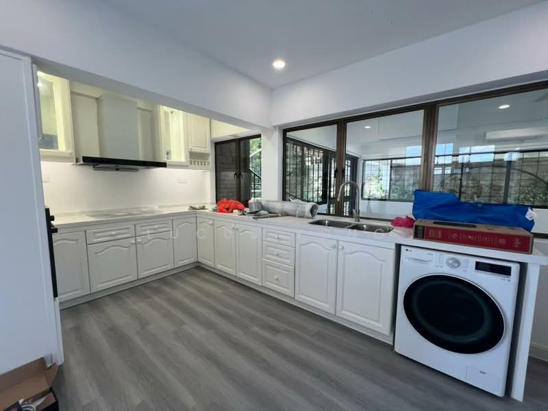 Bangsar untuk Untuk Disewa - RM 15,000 /bulan, Mac 2026 - Kitchen - PropertyGuru.com.my