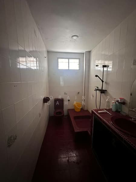 Cheras Utama untuk Untuk Dijual - RM 480,000, Mac 2026 - Bathroom - PropertyGuru.com.my