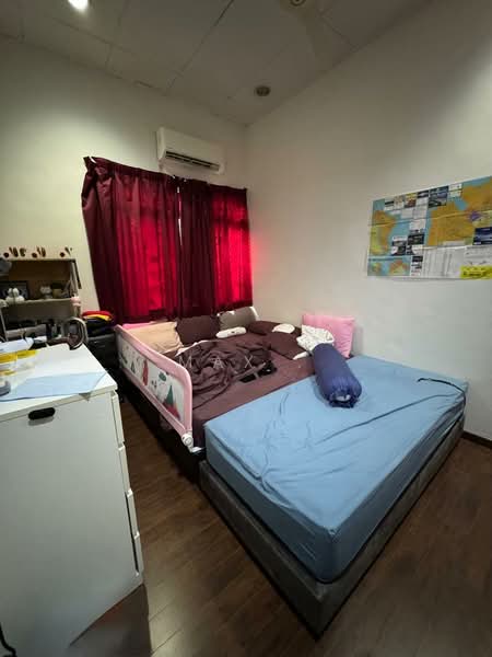 2.5-storey Terraced House for Sale in Taman Wangsa Ukay (Ulu Kelang) - Max . - Bedroom - PropertyGuru.com.my