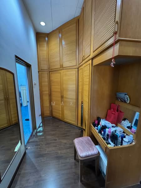 2.5-storey Terraced House for Sale in Taman Wangsa Ukay (Ulu Kelang) - Max . - Interior - PropertyGuru.com.my