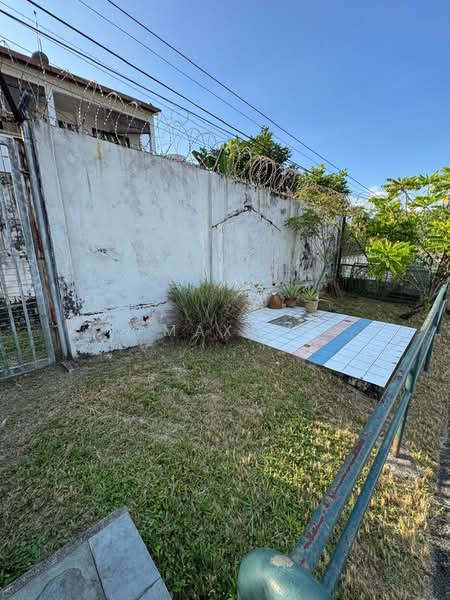 2.5-storey Terraced House for Sale in Taman Wangsa Ukay (Ulu Kelang) - Max . - Exterior - PropertyGuru.com.my