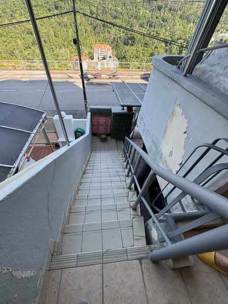 2.5-storey Terraced House for Sale in Taman Wangsa Ukay (Ulu Kelang) - Max . - Exterior - PropertyGuru.com.my