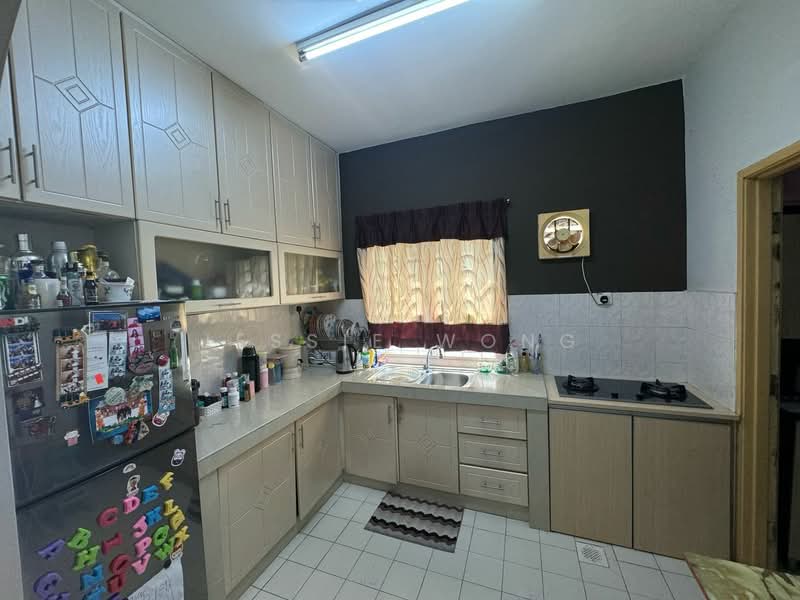 2-storey Terraced House for Sale in Kota Emerald (Rawang) - Jessie Wong - Kitchen - PropertyGuru.com.my