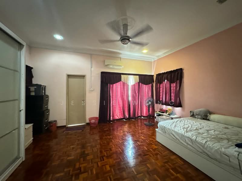 2-storey Terraced House for Sale in Kota Emerald (Rawang) - Jessie Wong - Bedroom - PropertyGuru.com.my