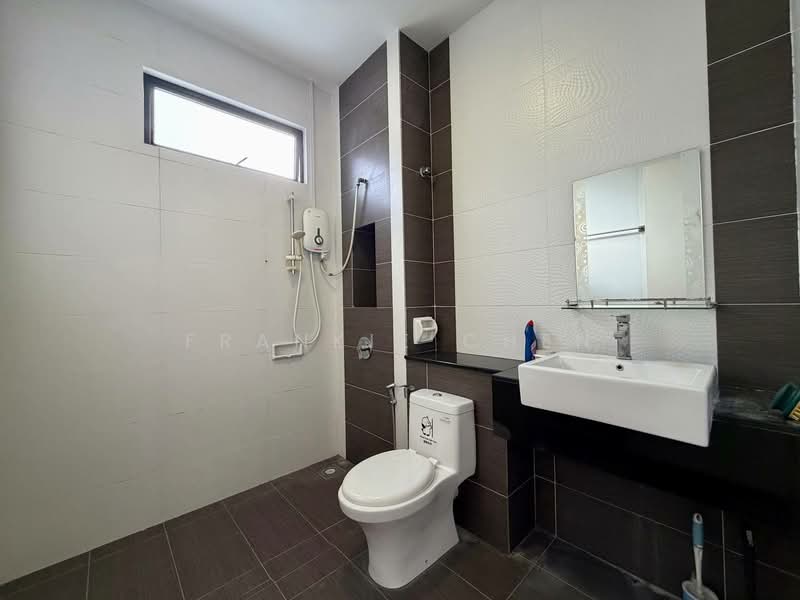 Cluster House for Rent in Bukit Indah (Iskandar Puteri (Nusajaya)) - Frankie Chen - Bathroom - PropertyGuru.com.my