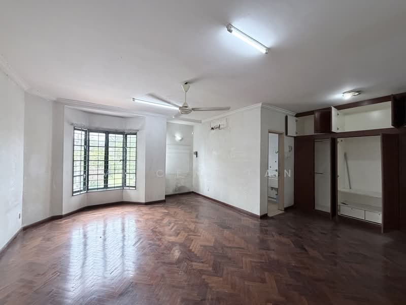 2-storey Terraced House for Sale in Bandar Sri Damansara (Selangor) - Vincent Tan - Living Room - PropertyGuru.com.my