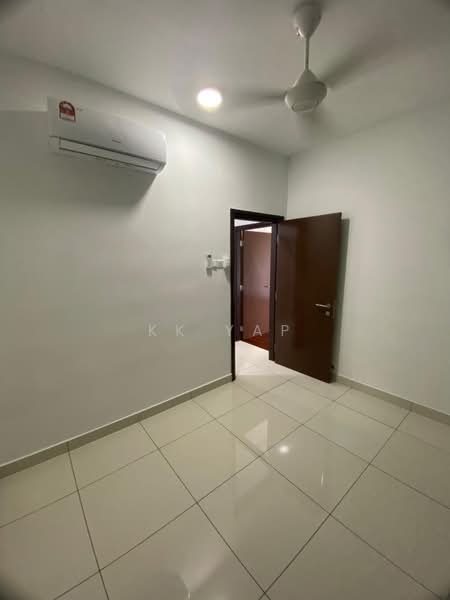 Condominium for Rent at Paraiso Residence @ The Earth - KK Yap - Interior - PropertyGuru.com.my