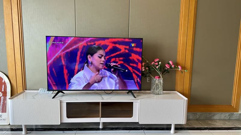 Servis Apartment untuk Disewa di R&F Princess Cove Phase 1 - Mavis Hew - Living Room - PropertyGuru.com.my