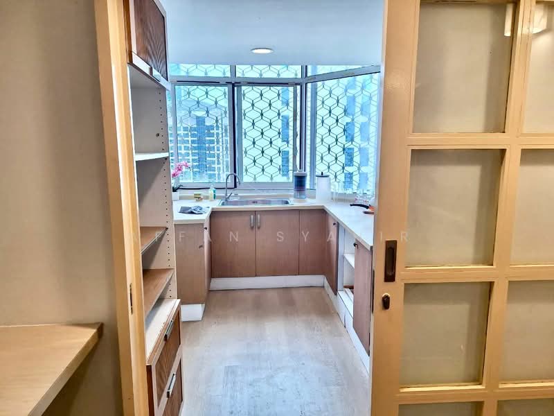 Fahrenheit 88 untuk Untuk Disewa - RM 12,000 /bulan, Mac 2026 - Kitchen - PropertyGuru.com.my