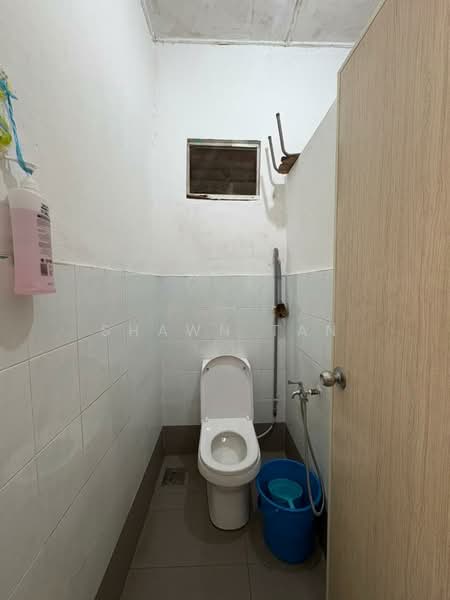 Bandar Kinrara 1, BK1, Taman Kinrara, Puchong, Bandar Kinrara untuk Untuk Disewa - RM 1,600 /bulan, Apr 2026 - Bathroom - PropertyGuru.com.my