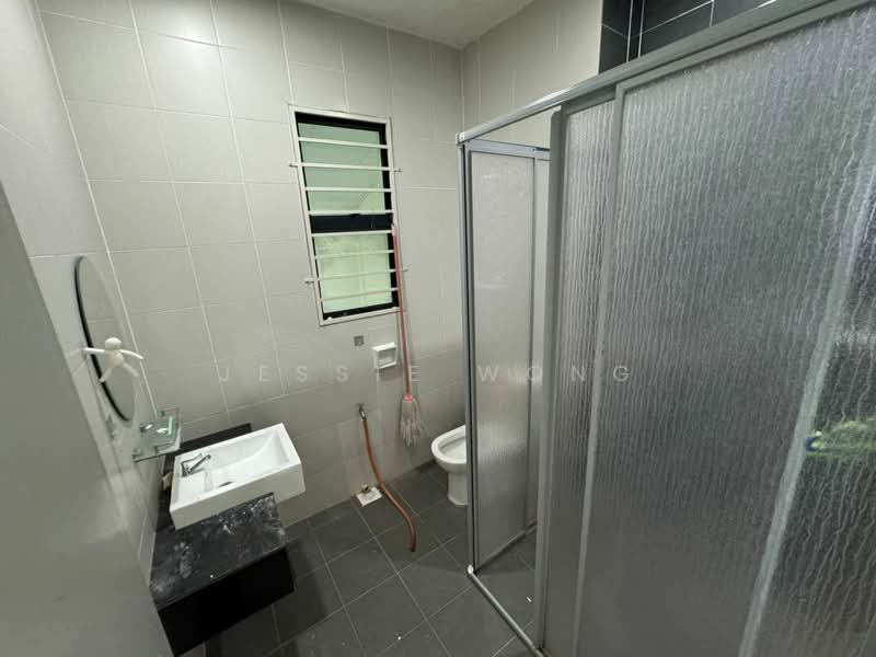 2-storey Terraced House for Sale in Saujana Rawang (Rawang) - Jessie Wong - Bathroom - PropertyGuru.com.my