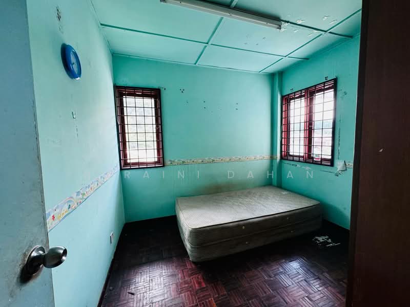 Rose Apartment untuk Untuk Dijual - RM 200,000, Mac 2026 - Bedroom - PropertyGuru.com.my