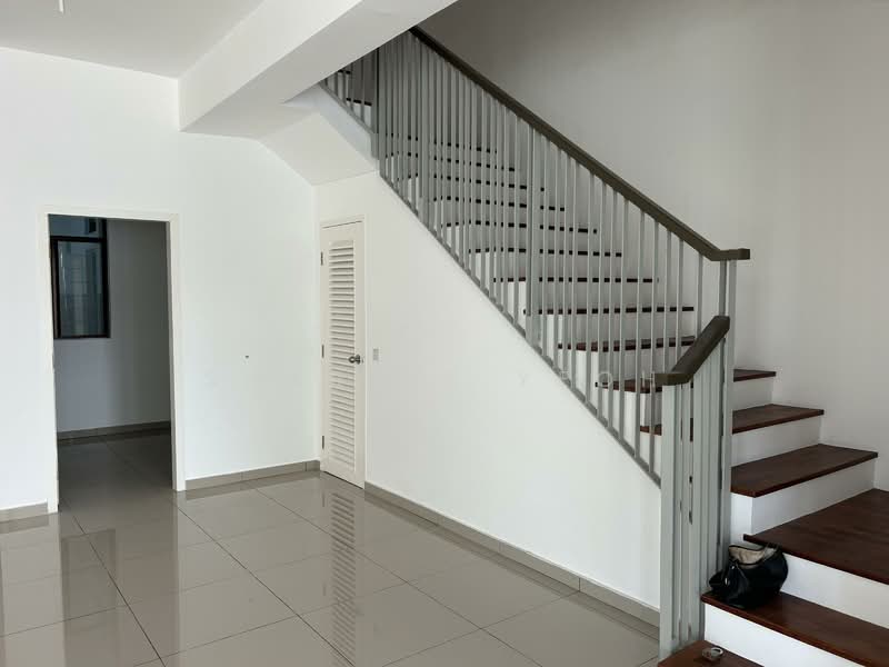 3-storey Terraced House for Sale in Setia Utama (Setia Alam) - Sharine Yeoh - Interior - PropertyGuru.com.my