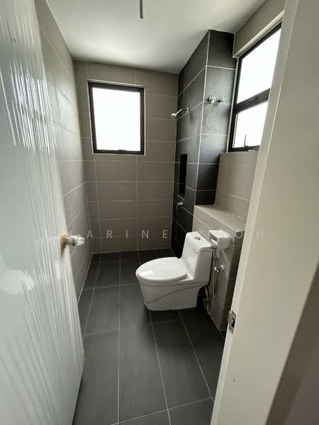 3-storey Terraced House for Sale in Setia Utama (Setia Alam) - Sharine Yeoh - Bathroom - PropertyGuru.com.my