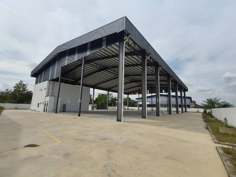 Serendah Warehouse/ Factory untuk Untuk Disewa - RM 40,000 /bulan, Mac 2026 - Exterior - PropertyGuru.com.my