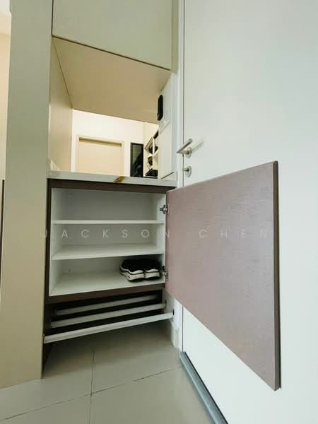 Mori Residences untuk Untuk Disewa - RM 1,800 /bulan, Mac 2026 - Shoes rack - PropertyGuru.com.my