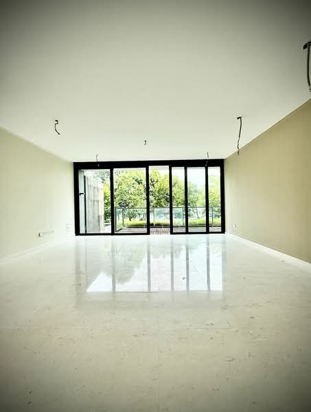 Shorefront Residences untuk Untuk Dijual - RM 3,200,000, Mac 2026 - Living Room - PropertyGuru.com.my