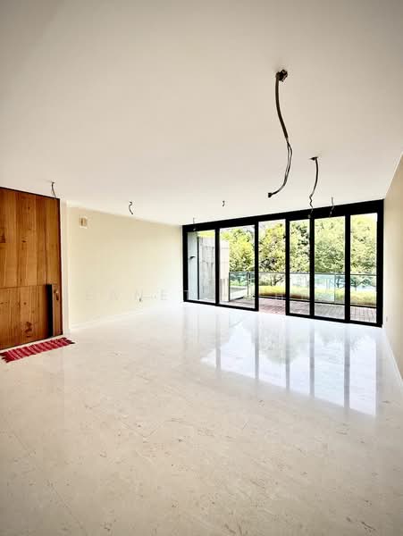 Shorefront Residences untuk Untuk Dijual - RM 3,200,000, Mac 2026 - Balcony - PropertyGuru.com.my