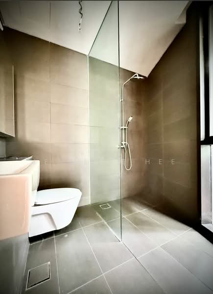 Shorefront Residences untuk Untuk Dijual - RM 3,200,000, Mac 2026 - Bathroom - PropertyGuru.com.my