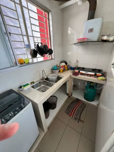 Service Residence for Rent at Platinum Lake PV 21 - Wilson See - Kitchen - PropertyGuru.com.my