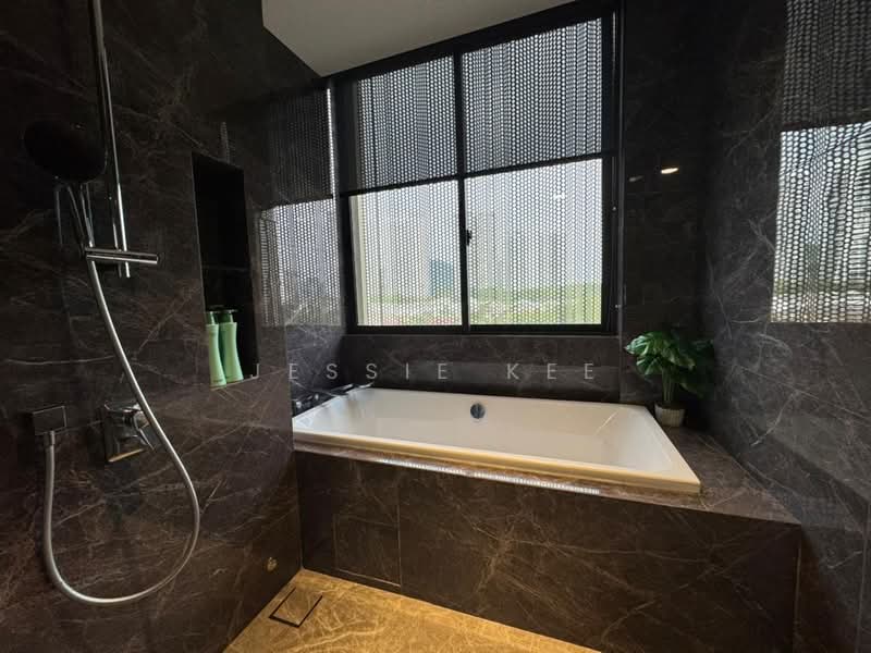 Service Residence for Sale at Park Regent @Desa Park City - Jessie Kee - Bathroom - PropertyGuru.com.my
