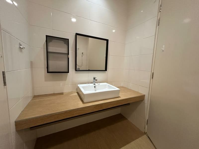 The Parque Residences untuk Untuk Disewa - RM 2,000 /bulan, Mac 2026 - Bathroom - PropertyGuru.com.my