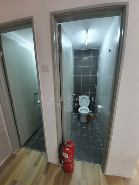 Shop for Sale in Puchong (Selangor) - Kweenie Chong - Bathroom - PropertyGuru.com.my