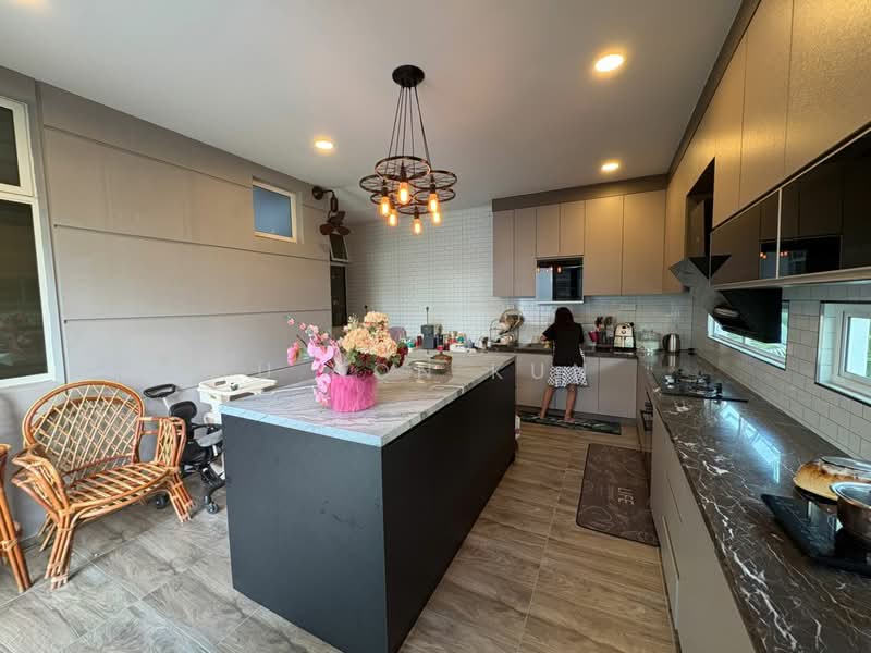 Mutiara Bestari untuk Untuk Dijual - RM 1,660,000, Mac 2026 - Kitchen - PropertyGuru.com.my