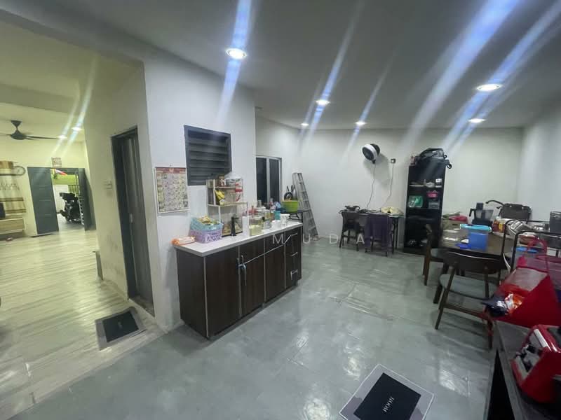 Taman Sahabat untuk Untuk Dijual - RM 375,000, Mac 2026 - Living Room - PropertyGuru.com.my