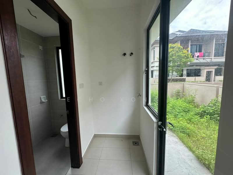 Semi-Detached House for Sale in Rawang (Selangor) - Echo Kong - Bathroom - PropertyGuru.com.my