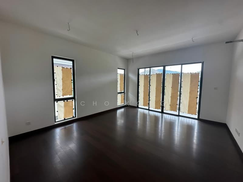 Semi-Detached House for Sale in Rawang (Selangor) - Echo Kong - Living Room - PropertyGuru.com.my