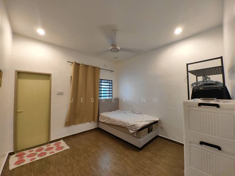 Semi-Detached House for Sale in Bandar Lahat Mines (Lahat) - Jessey Ng - Bedroom - PropertyGuru.com.my