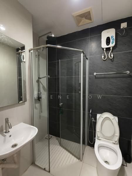 Royal Strand @ Country Garden Danga Bay untuk Untuk Disewa - RM 2,600 /bulan, Mac 2026 - Bathroom - PropertyGuru.com.my