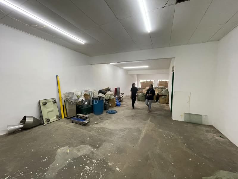 Shop / Office for Rent in Taman Lestari Perdana (Seri Kembangan) - Aaden Lim - Interior - PropertyGuru.com.my