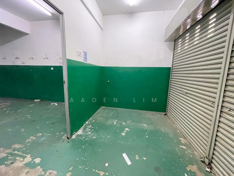Shop / Office for Rent in Taman Lestari Perdana (Seri Kembangan) - Aaden Lim - Interior - PropertyGuru.com.my