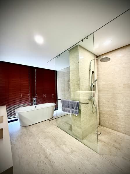 Shorefront Residences untuk Untuk Dijual - RM 4,200,000, Mac 2026 - Bathroom - PropertyGuru.com.my