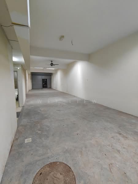 Shop / Office for Sale in Bandar Putra Permai (Seri Kembangan) - Wei Liew - Interior - PropertyGuru.com.my