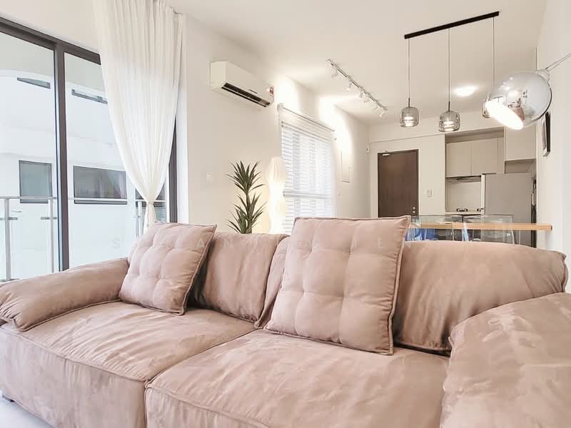 Kondominium untuk Dijual di Royal Strand @ Country Garden Danga Bay - Samantha Teng - Living Room - PropertyGuru.com.my