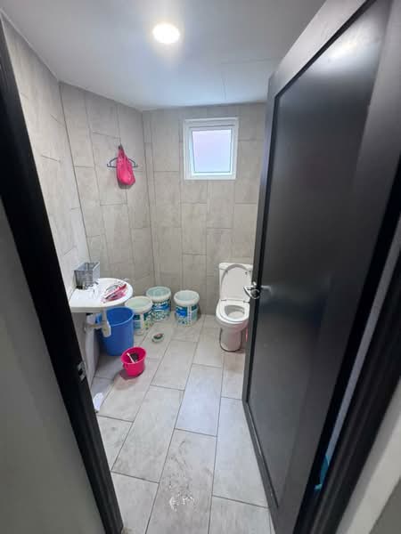 Shop for Rent in Subang Jaya (Selangor) - Loh KC - Bathroom - PropertyGuru.com.my