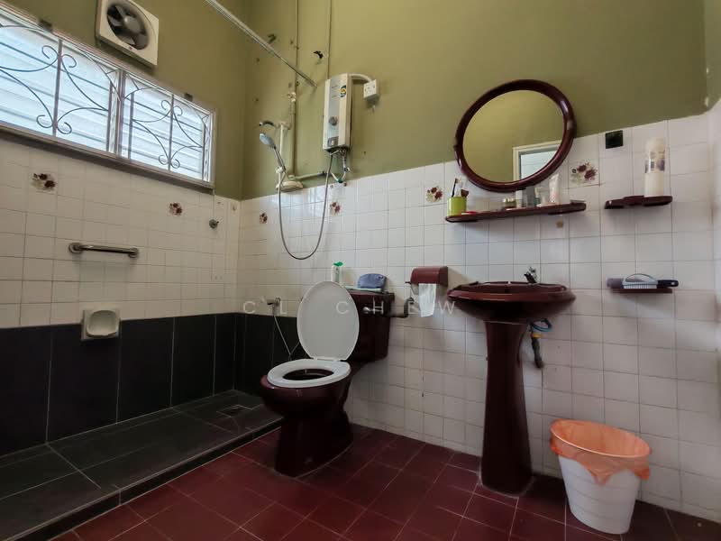 Taman Chi Liung untuk Untuk Dijual - RM 1,250,000, Mac 2026 - Bathroom - PropertyGuru.com.my