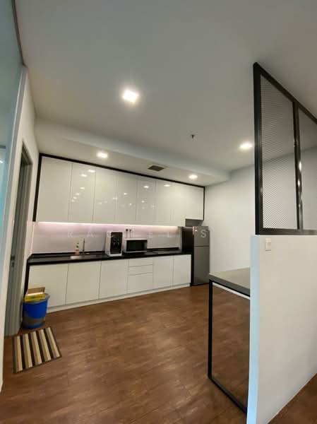 Kedai / Pejabat untuk Dijual di Seksyen U1 (Glenmarie) - Rachel Sie - Kitchen - PropertyGuru.com.my