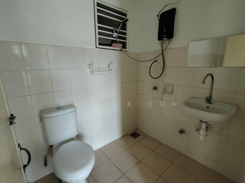 Renjana Ampang untuk Untuk Dijual - RM 330,000, Mac 2026 - Bathroom - PropertyGuru.com.my