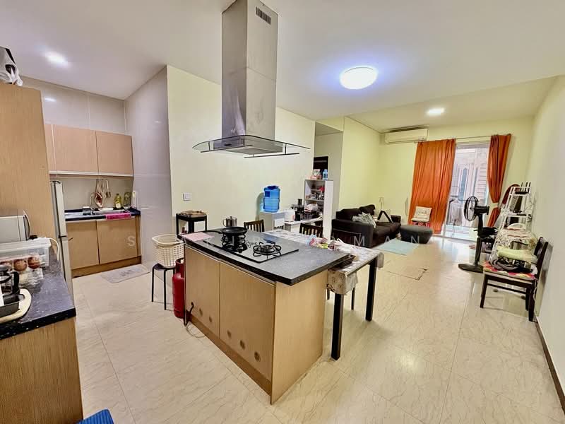 231 TR Serviced Suite untuk Untuk Dijual - RM 580,000, Mac 2026 - Kitchen - PropertyGuru.com.my